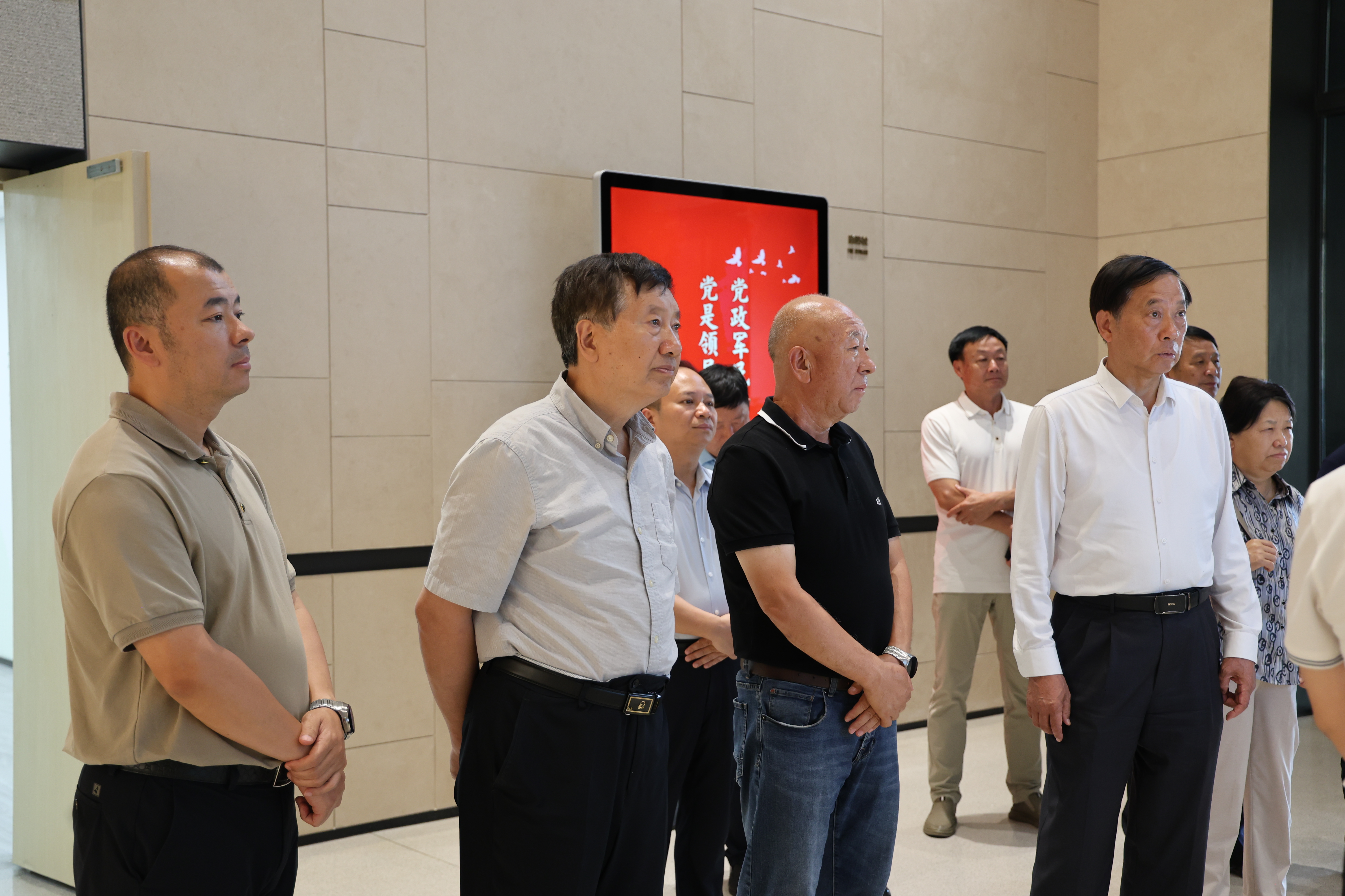 集团要闻丨农业农村部种业专家咨询组陈萌山一行莅临九圣禾产业园调研
